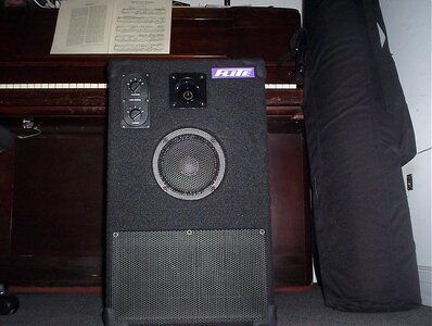 Flite 123 Bass Cab