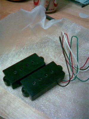 FS: Dimarzio DP122 P Bass PUPs