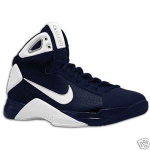 NIKE HYPERDUNK SNEAKERS BRAND NEW 10.5