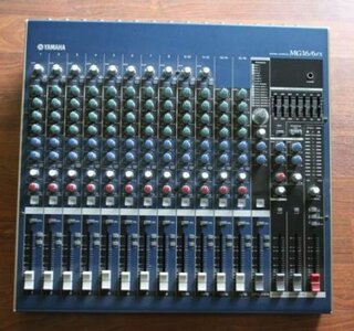 FS: Yamaha MG16/6FX mixing board