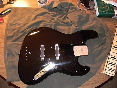 MIJ Fender Jazz Bass Body