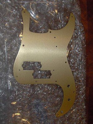 FENDER '57 Precision Bass Pickguard GOLD ANODIZED