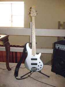 FS/FT:  Lakland 55-01 Excellent Condition