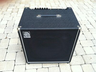 Ampeg BA115HP Bass Combo - Super Clean