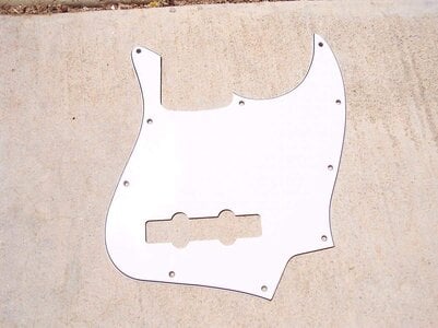 FOR TRADE: w/b/w Fender Jazz Bass pickguard for P-bass pickguard