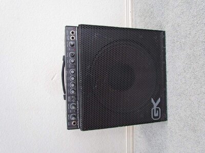 ** SOLD **  GK 200MB 1x12 combo