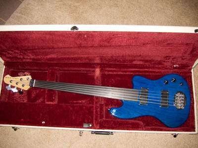 FS: US LAKLAND DECADE 5-STRING FRETLESS **RARE**