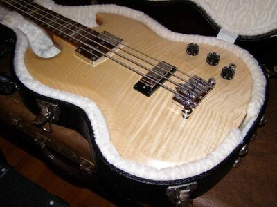 2006 Gibson SG Flame top Bass (1 of 400)