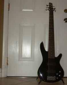 Ibanez GSR206 6 string bass