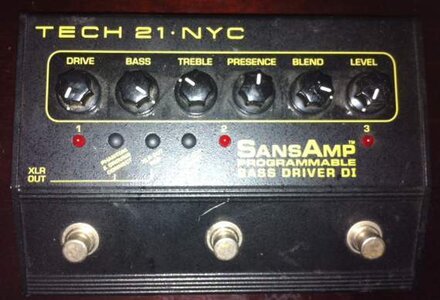 FS/FT Tech 21 SansAmp 3-Channel Programmable Bass Driver DI