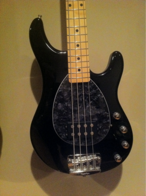 FS: Ernie Ball Musicman Sterling 4H Bass