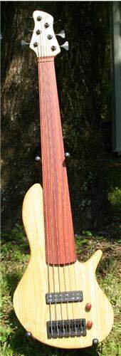 Clement fretless 6 FS