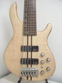 Cort Artisan A6 Bass