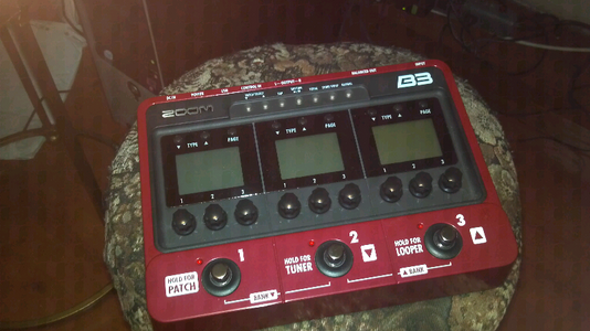 FS - Zoom B3 Multi-Effects Unit