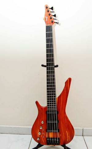 FS only:LEFTY Manne Trea & Manne Newport AXS 5 string basses