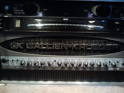 WTS/WTT Gallien-Krueger 2001RB with extras in Socal $800