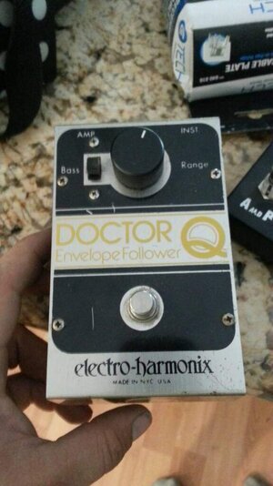 Electro-harmonix doctor q envelope follower