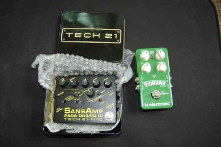 FS: Sansamp Paradriver and TCE Corona Chorus