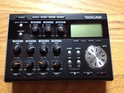 FS/FT:  Tascam DP-004