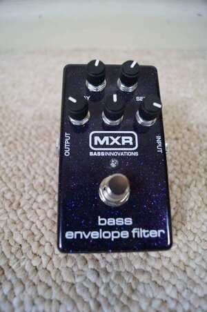 F/S MXR BASS FILTER ENVELOPE.