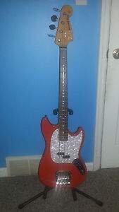 Fender Mustang Bass RI - Fiesta Red