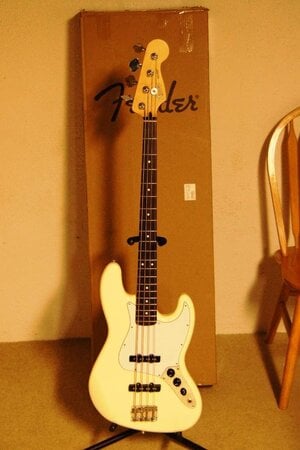 FS: MIM Fender Jazz Standard (2007-2008)