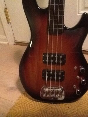 2001 G and L fretless L-2000 USA Now dropped to 700!