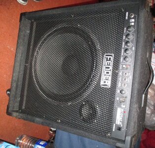 Fender Rumble 100 (6 Years Old) Never Gigged Philly Area $150 obo