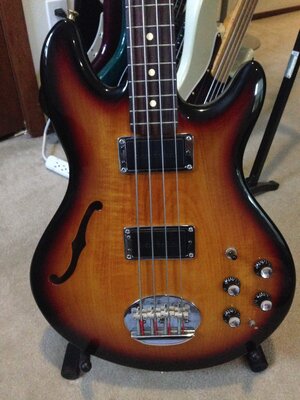 Lakland Hollowbody Skyline