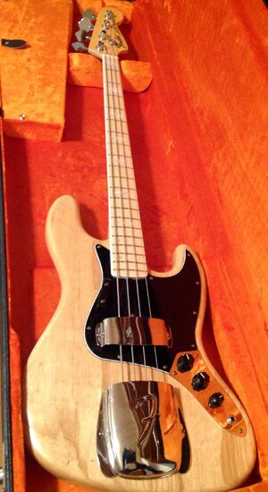 Fender American Vintage Re-Issue 1974 Jazz Bass