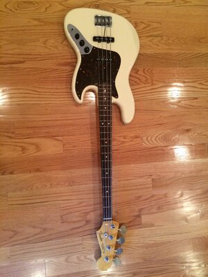 Fender MIJ Jazz Bass - vintage white