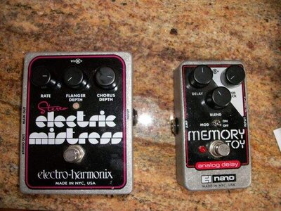 EHX Stereo Electric Mistress and Memory Toy