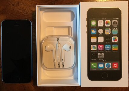 iPhone 5s - 16gb (Verizon) Space Gray