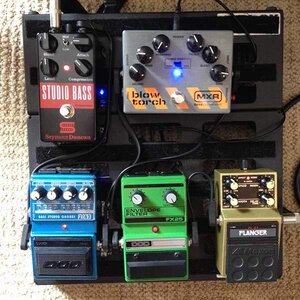 Pedalboard Sell Off: Stompblox , BBE Supacharger, Flanger, FX25 Kermit, FX63 Chorus, Blowtorch, Comp