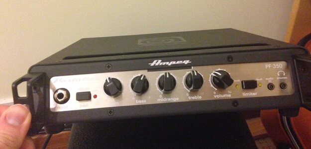 Ampeg PF350 £170