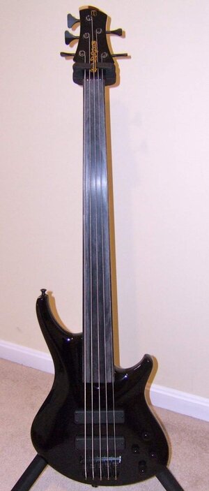 Roscoe SKB 5 Custom, Fretless 5 string