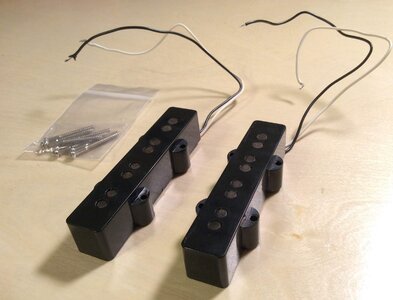 Fender Road Worn Jazz Bass Pickups