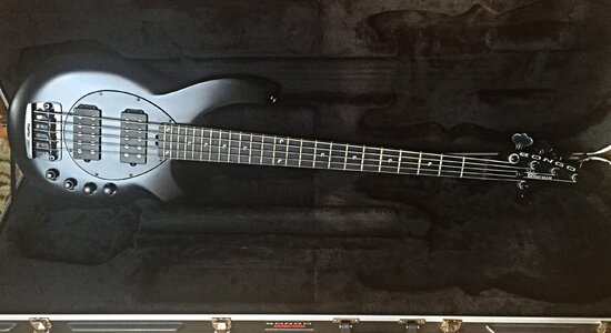 MusicMan Bongo 5 HH Stealth EXC condition w/case