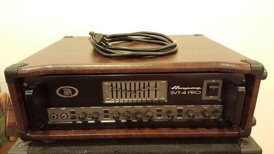 AMPEG SVT 4 PRO Bass Amp Head/ Aguilar DB Chocolate Thunder  Cover