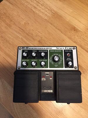 Boss RE-20 Space Echo