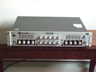 Mesa Boogie Mpulse 600 with footswitch and cables