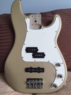 Squier PJ Loaded Body in Shoreline Gold