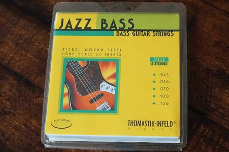 TI Jazz flats 5 string, new set