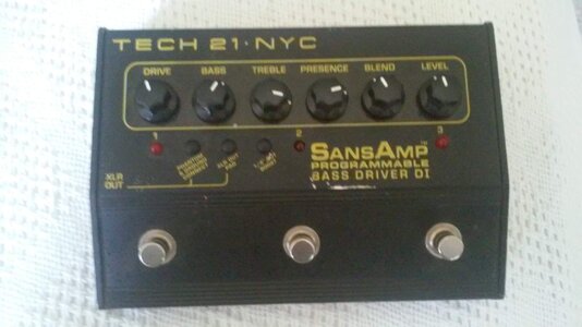 Sansamp programable bass driver