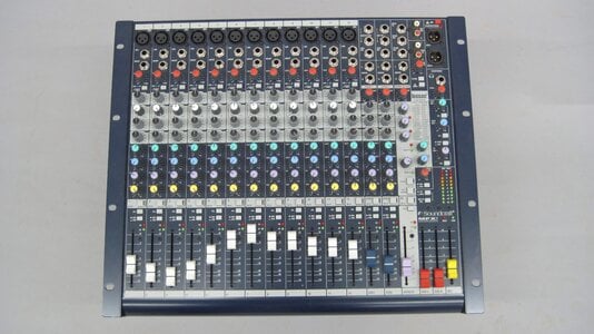 Soundcraft MFXi 12 Mixer