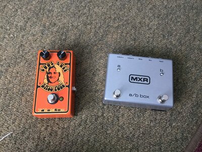 Idiotbox Cool Buzz Bass Fuzz