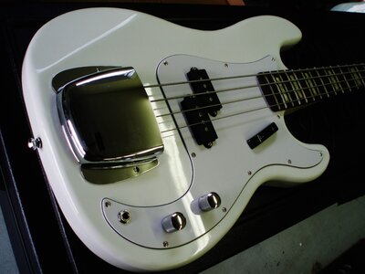 New Olympic White Precision Bass build...only 6 pounds!! FREE SHIPPING!