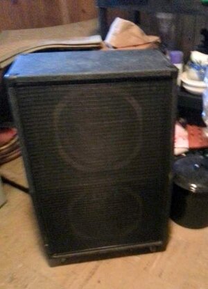 Chicago Area: Gk 112MBP, 2x12 vert stacked stereo cab, 12's NOS 1976