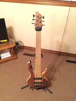 Ibanez btb676m 6 string bass