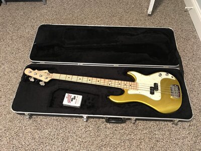 Final Price Drop! G&L LB-100 Yukon Gold